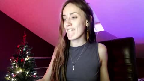 Dalia  online show from 12/30/24, 10:21