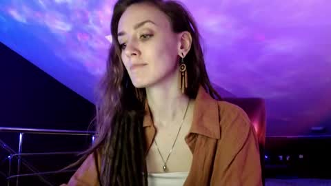 Dalia  online show from 02/17/25, 10:07