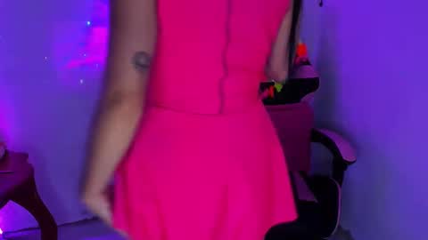 Dalia April online show from 09/28/25, 05:46