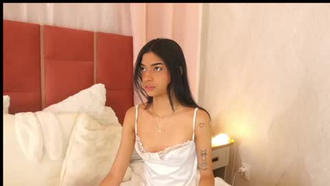 Snapshot of daliacruz chatting on 06/07/26, 04:00 Dalia bondage online show from 06/07/26, 04:00