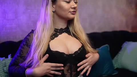 Snapshot of daliamissy chatting on 03/24/26, 08:03 Dalia online show from 03/24/26, 08:03