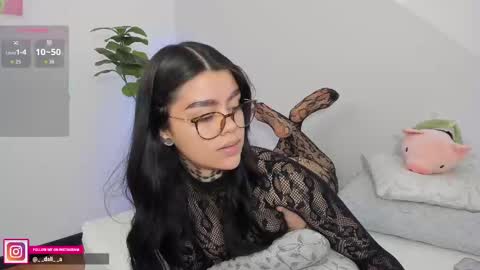 Snapshot of daliapunkt chatting on 10/03/25, 09:34 Dalia online show from 10/03/25, 09:34