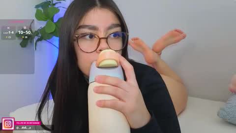 Dalia online show from 12/14/25, 03:17