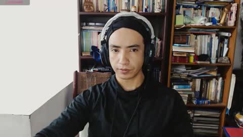 Snapshot of daliygala chatting on 10/13/25, 03:39 JamesDali online show from 10/13/25, 03:39