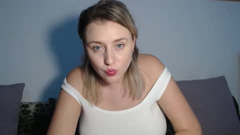 Maria online show from 11/21/25, 10:19