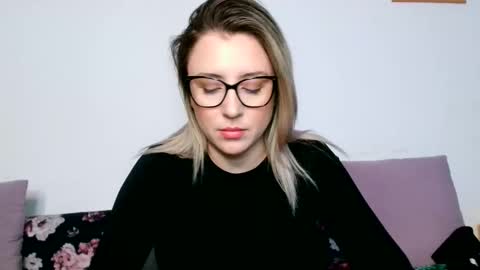 Snapshot of dalyana22 chatting on 02/03/26, 10:04 Maria online show from 02/03/26, 10:04