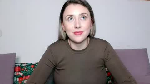 Snapshot of dalyana22 chatting on 02/17/26, 10:16 Maria online show from 02/17/26, 10:16