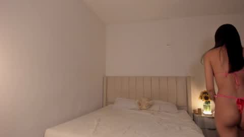 Dani online show from 04/23/26, 01:51