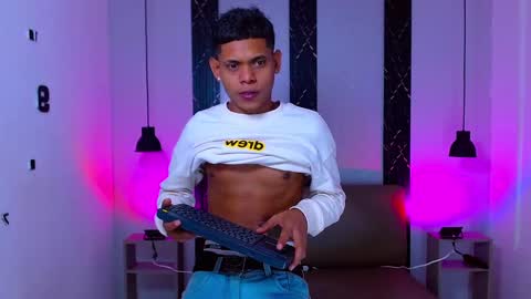 damar_felipe online show from 10/03/25, 05:04