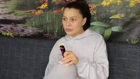 damedefeu online show from 10/08/25, 11:41