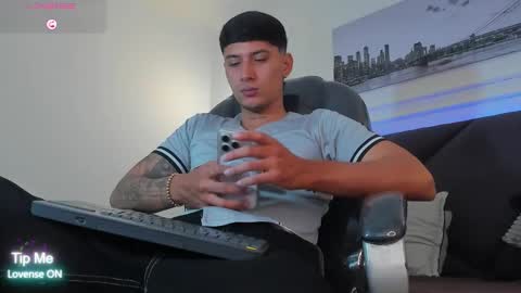 DAMIAN online show from 03/06/26, 02:13