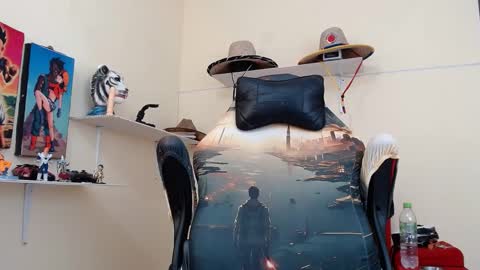 damian64436171 online show from 09/25/25, 03:10