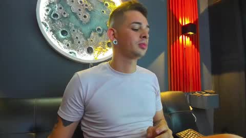 Damian Oliver online show from 12/02/24, 02:53