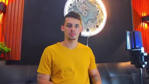 Damian Oliver online show from 03/10/25, 09:21