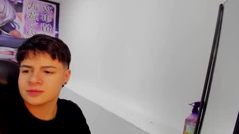 Damian Doll online show from 01/06/26, 03:54