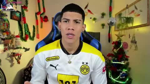 Damian online show from 12/21/25, 03:02