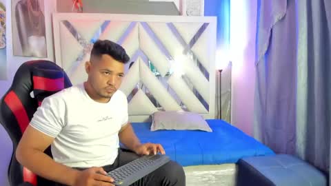 DAMIAN LUX online show from 05/07/26, 01:27