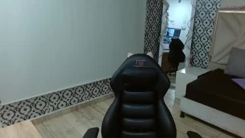 Snapshot of damian_tay chatting on 04/14/26, 11:38 damian_tay online show from 04/14/26, 11:38