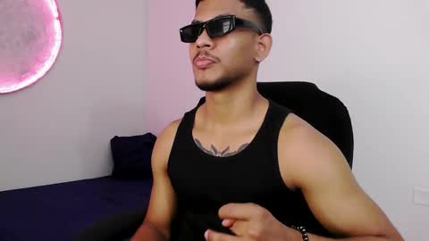 Snapshot of damiann_rees chatting on 02/11/26, 01:32 instagram damiannreed. online show from 02/11/26, 01:32