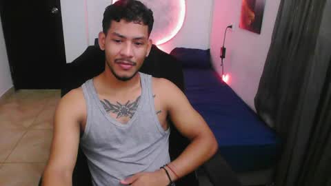 instagram damiannreed. online show from 04/08/26, 12:49