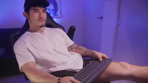 Snapshot of damianow chatting on 12/07/24, 12:41 insta damn8 -------- online show from 12/07/24, 12:41