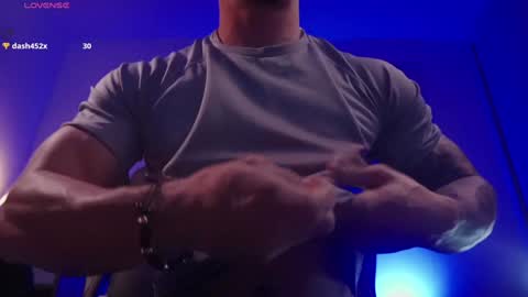 Snapshot of damianow chatting on 01/17/25, 11:29 insta damn8 -------- online show from 01/17/25, 11:29