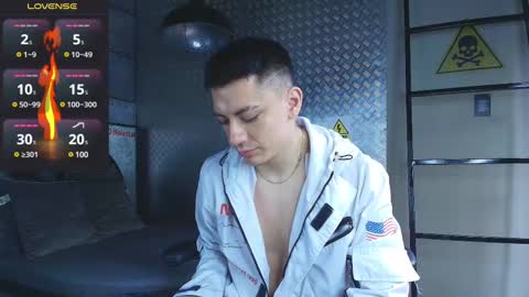 Damian Phill online show from 12/28/24, 07:22