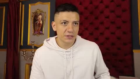 Damian Phill online show from 03/08/25, 07:20