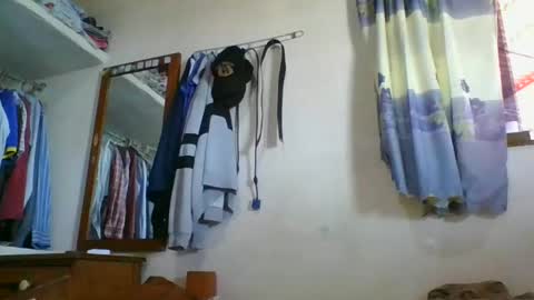 Snapshot of damiansex_4 chatting on 01/18/25, 01:29 Damian online show from 01/18/25, 01:29