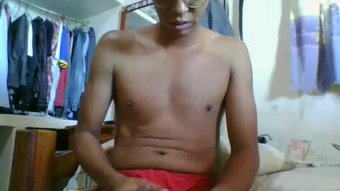 Snapshot of damiansex_4 chatting on 01/27/25, 02:35 Damian online show from 01/27/25, 02:35