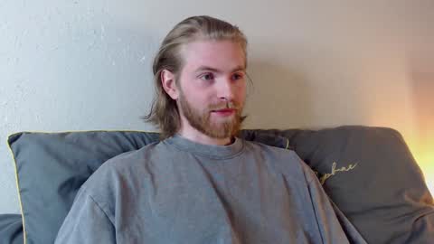 damien_diamond online show from 12/18/24, 06:14