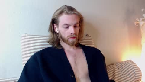 damien_diamond online show from 02/20/25, 01:25