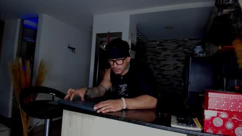 INSTAGRAM  DAMMIANMILLEROFICIAL online show from 12/20/25, 12:40