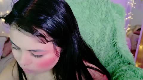 Snapshot of damn_that_booty chatting on 01/07/25, 09:07 Criss online show from 01/07/25, 09:07