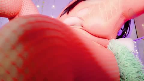 Snapshot of damn_that_booty chatting on 01/08/25, 12:05 Criss online show from 01/08/25, 12:05