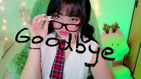 Snapshot of damn_that_booty chatting on 01/23/25, 07:43 Criss online show from 01/23/25, 07:43