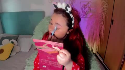 Snapshot of damn_that_booty chatting on 09/15/25, 03:45 Criss online show from 09/15/25, 03:45