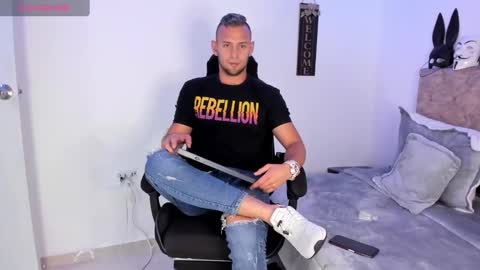 Damon bakert online show from 10/01/25, 09:10