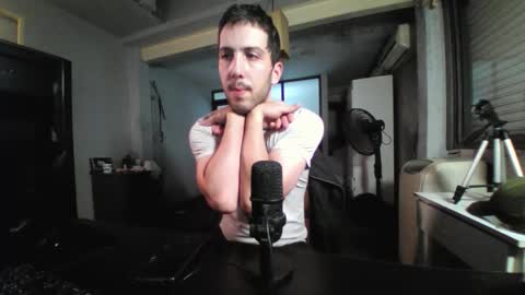 Snapshot of damon_hell chatting on 01/07/26, 01:46 Damon online show from 01/07/26, 01:46