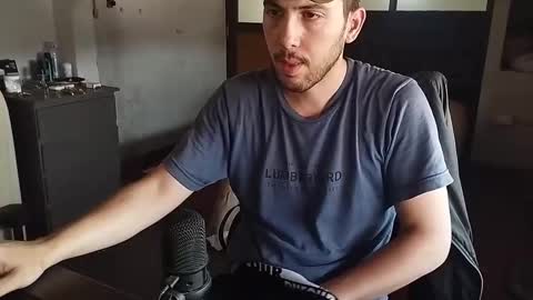 Snapshot of damon_hell chatting on 01/13/26, 01:38 Damon online show from 01/13/26, 01:38