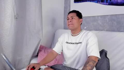 Snapshot of damon_storm chatting on 03/08/26, 09:24 DAMON online show from 03/08/26, 09:24