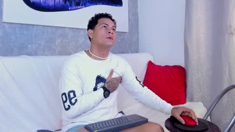 Snapshot of damon_storm chatting on 03/10/26, 08:41 DAMON online show from 03/10/26, 08:41