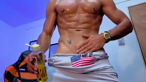 Snapshot of damonblackj chatting on 10/20/25, 10:21 Damon online show from 10/20/25, 10:21