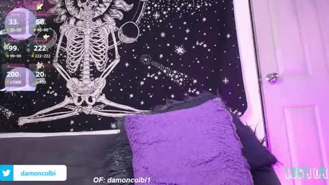 Snapshot of damoncolbi chatting on 10/12/25, 10:42 damoncolbi online show from 10/12/25, 10:42