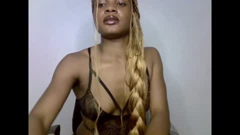 Leah online show from 07/06/26, 07:49