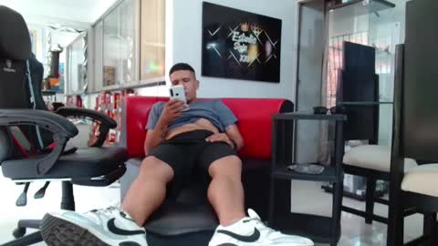 damyan_2003 online show from 10/06/25, 05:10