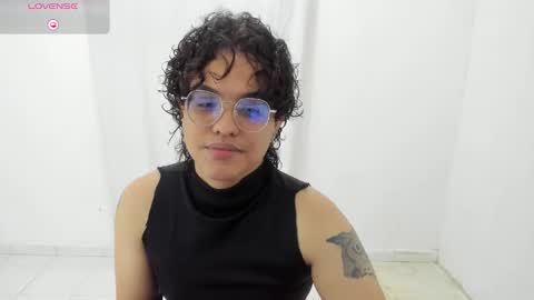 Snapshot of dan_blous chatting on 02/12/26, 12:05 Diane Blosson online show from 02/12/26, 12:05