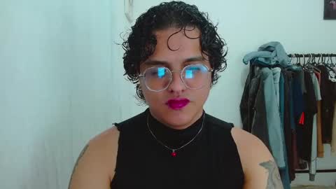 Diane Blosson online show from 05/17/26, 01:25