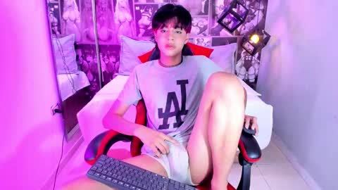 D A N online show from 12/19/25, 07:43