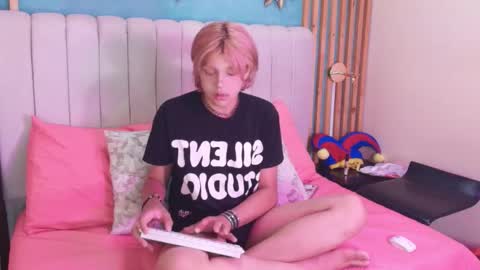 D A N online show from 03/15/26, 02:01